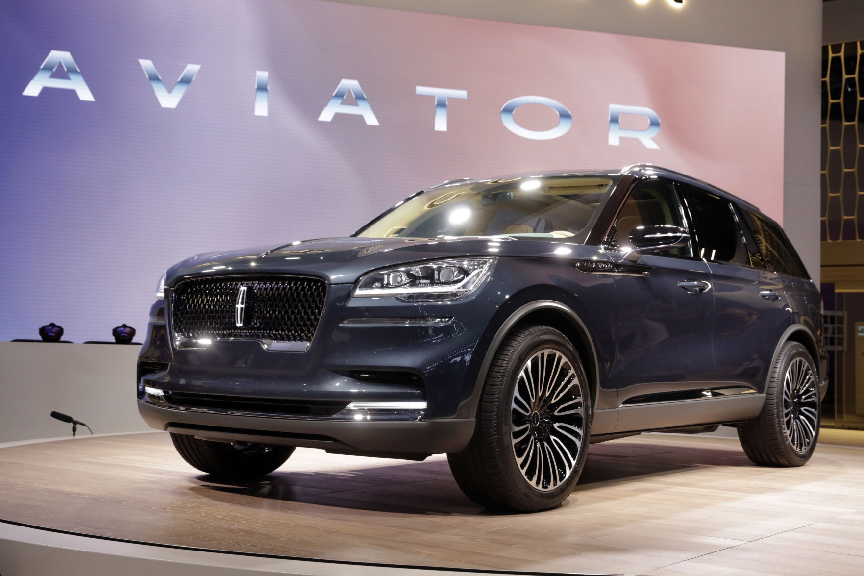 Auto Show Lincoln